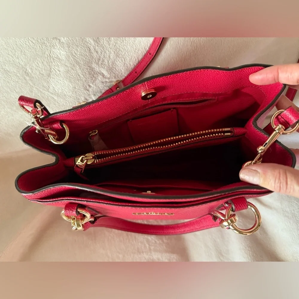 COACH - NWOT- Leather Minetta Crossbody Shoulder Bag – Style F57847)
